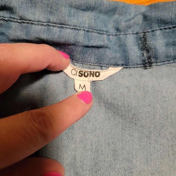 Ci Sono Lightweight Chambray Button Down Dress size medium - Picture 3 of 4